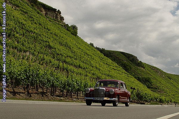 http://www.schozachtal-klassik.de/galerie/cache/vs_2007%20-%20Weinberge_Weinberge2007_004.jpg