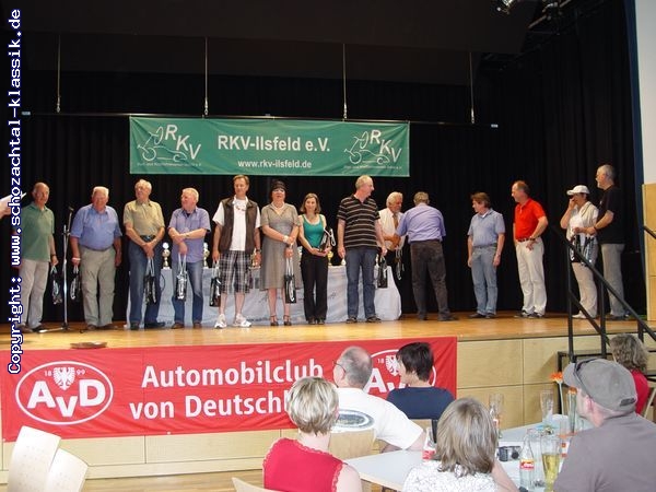http://www.schozachtal-klassik.de/galerie/cache/vs_2012%20-%20Siegerehrung_sk2012_siegerehrung_03.jpg