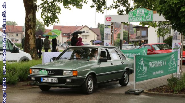 http://www.schozachtal-klassik.de/galerie/cache/vs_2018%20-%20Start_SK2018_Baumeister_Start_082.jpg