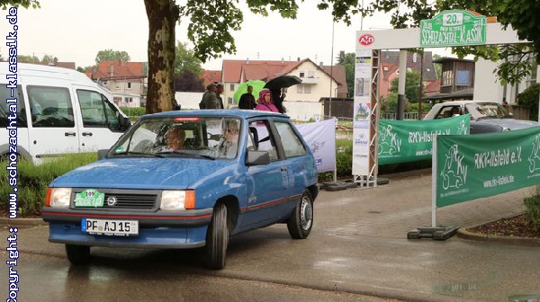 http://www.schozachtal-klassik.de/galerie/cache/vs_2018%20-%20Start_SK2018_Baumeister_Start_097.jpg