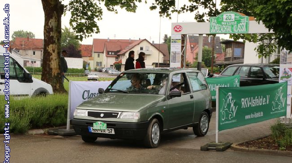 http://www.schozachtal-klassik.de/galerie/cache/vs_2018%20-%20Start_SK2018_Baumeister_Start_107.jpg